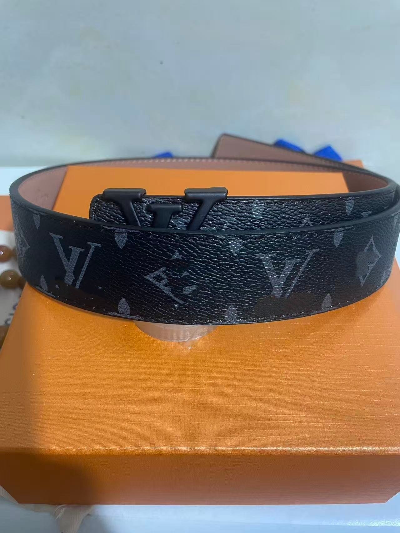 Louis Vuitton Initiales Belt