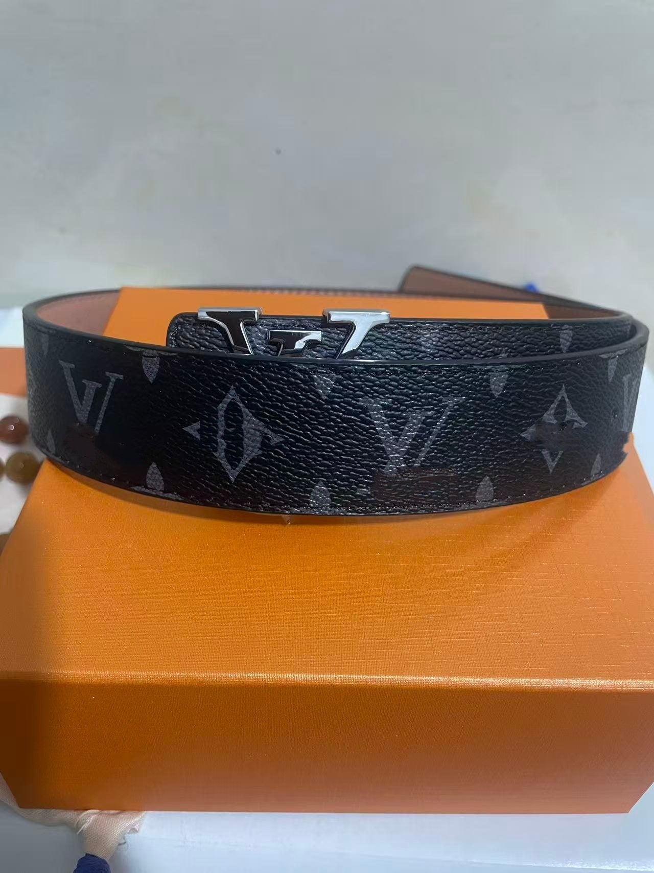 Louis Vuitton Initiales Belt